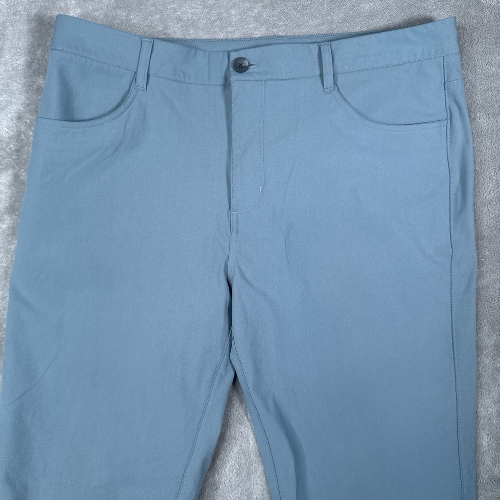 Vuori Meta Pants Mens 36 Gray Chino Athleisure Stretch Golf Relaxed Fit V430 - Picture 2 of 4